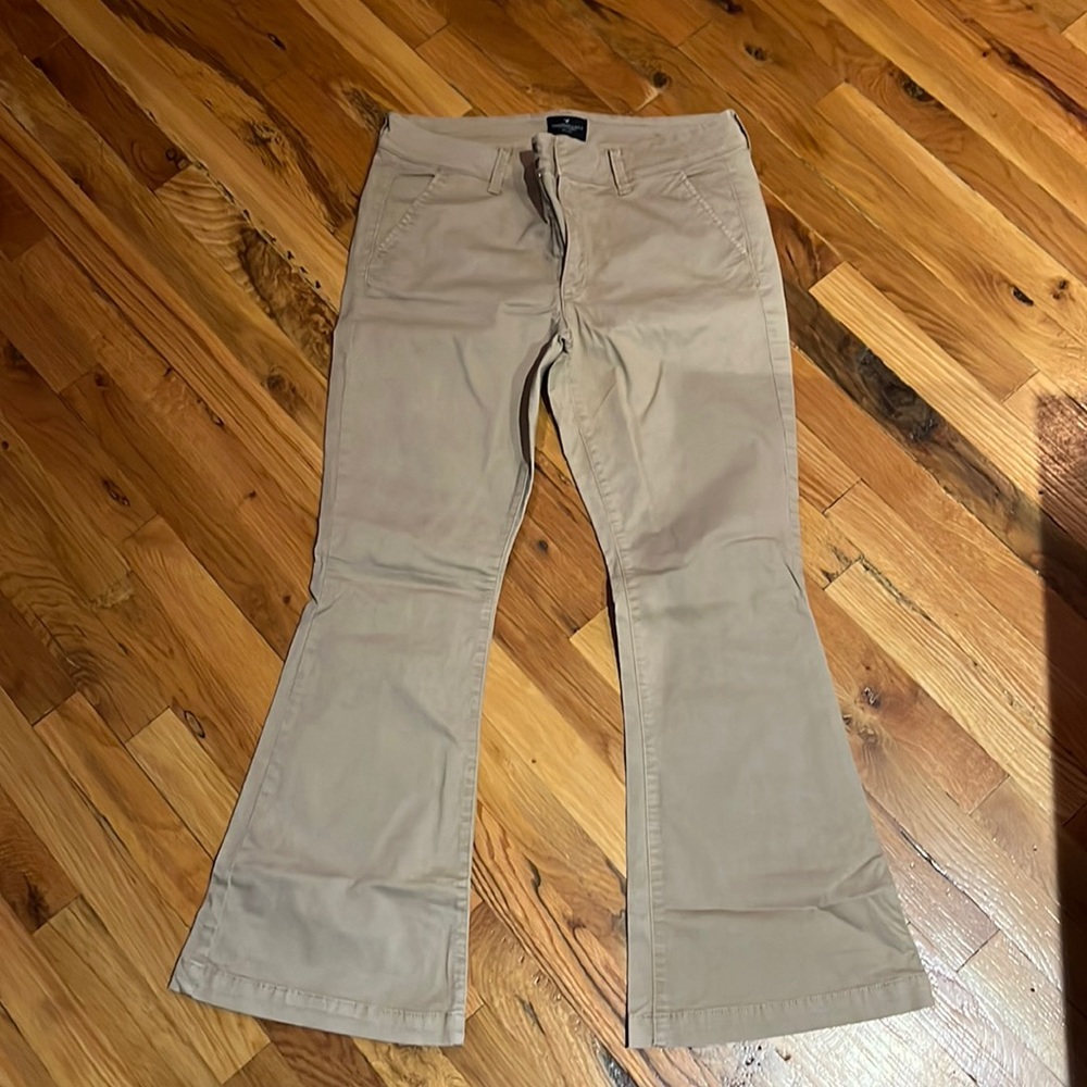 Size 12 short American Eagle Outfitters khakis - womens